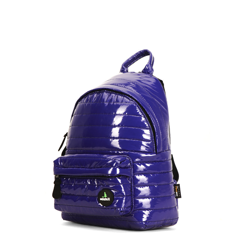Mueslii original puffer medium and small backpack made of metal coated nylon and Ykk zips, color purple blue, light, small, confortable.