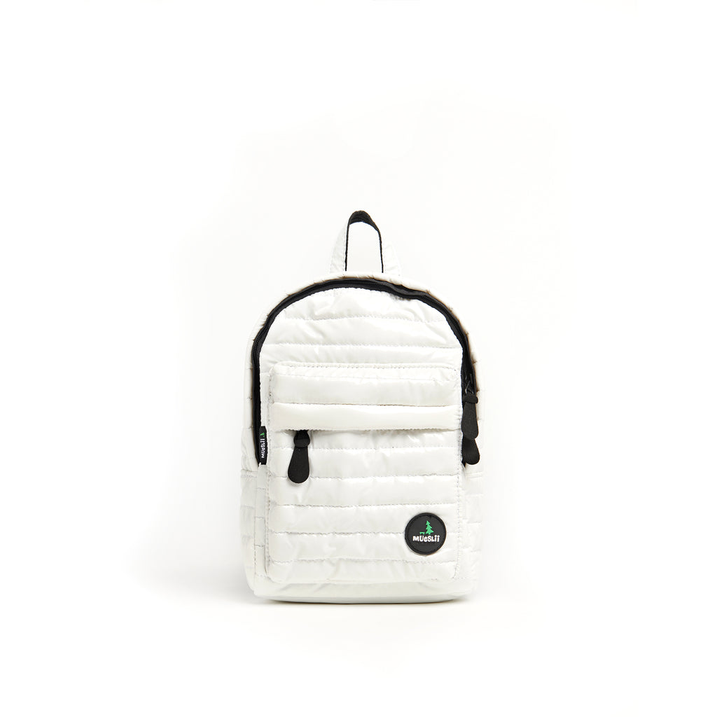 Mueslii original puffer Mini pack made of high density nylon and Ykk zips, color metal white, front view.