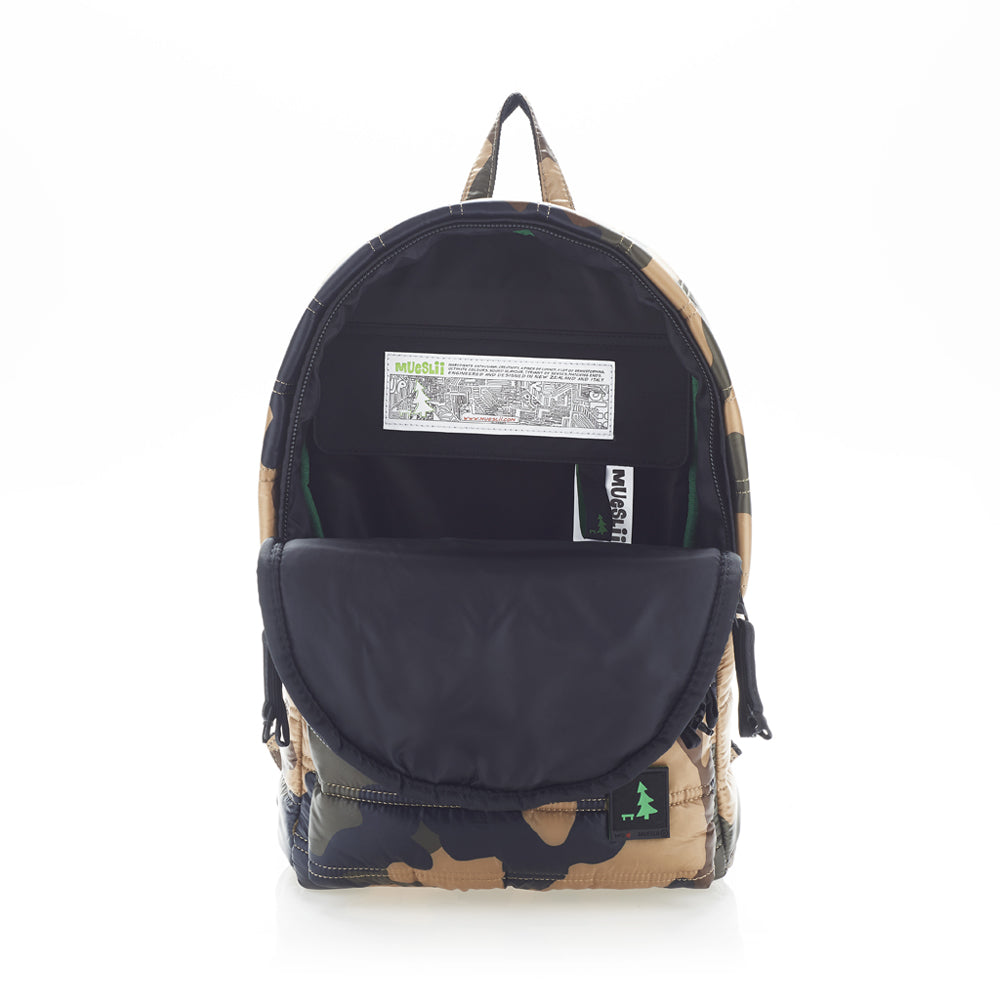 Mueslii original puffer daily backpack made of high density nylon and Ykk zips, color camo, inside view.