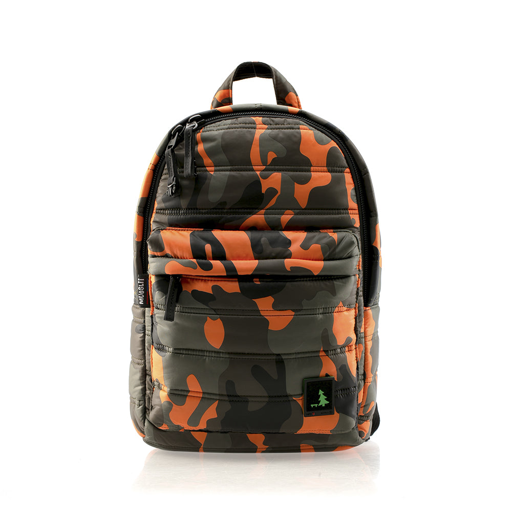 Mueslii original puffer daily backpack made of high density nylon and Ykk zips, printed fabric, color orange camo, front view.