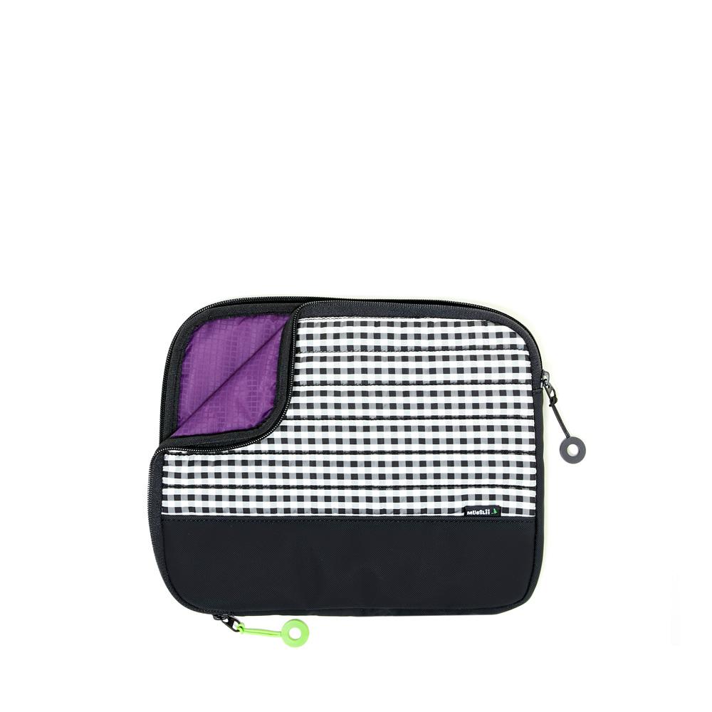 Mueslii padded iPad sleeves made of rip stop nylon and Ykk zips.