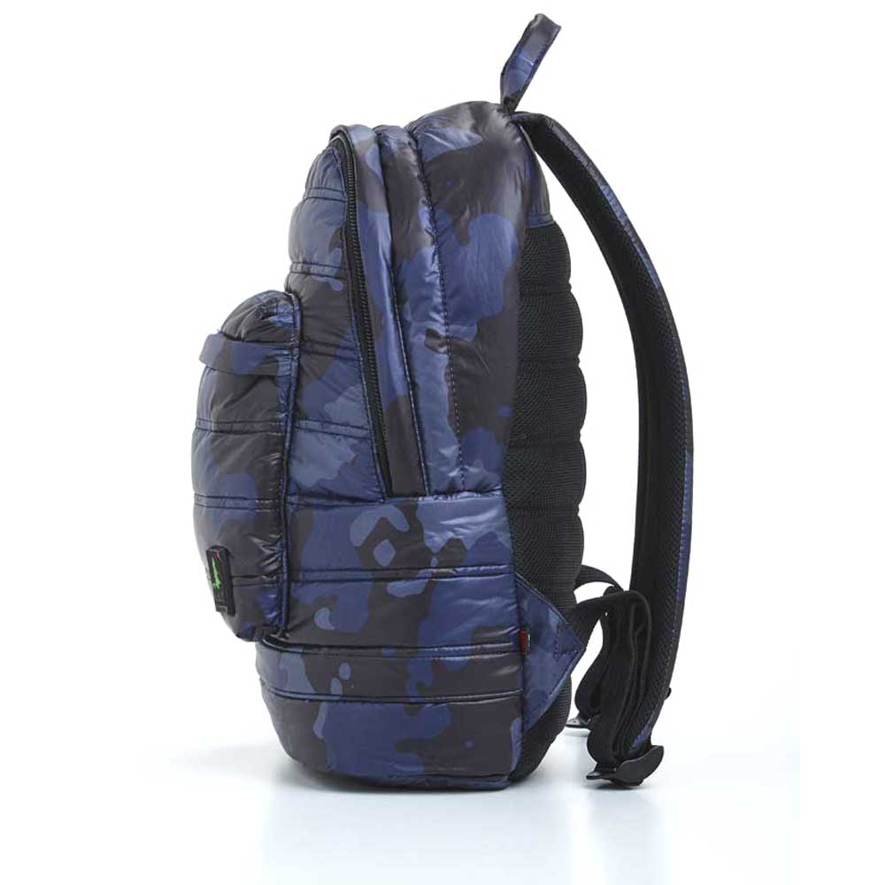 Mueslii original puffer laptop backpack made of high density nylon and Ykk zips, color navy camo, side view.